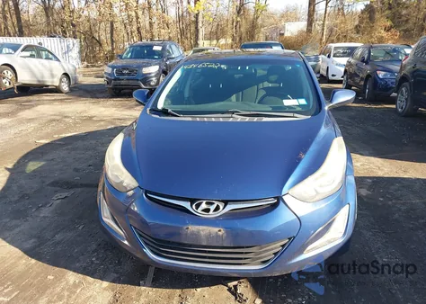 2015 Hyundai Elantra Se z USA, uszkodzony, nr VIN 5NPDH4AE9FH582476